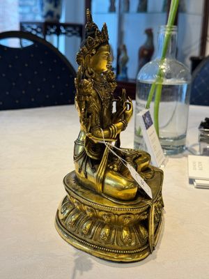 A fine Sino-Tibetan turquoise- and coral-inlaid gilt-bronze Buddha Maitreya, Kangxi — 照片 16