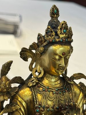 A fine Sino-Tibetan turquoise- and coral-inlaid gilt-bronze Buddha Maitreya, Kangxi — 照片 38