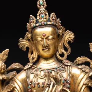 A fine Sino-Tibetan turquoise- and coral-inlaid gilt-bronze Buddha Maitreya, Kangxi — 照片 7