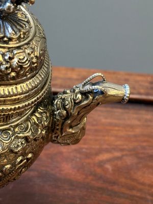 A fine Tibetan silver plated 'bajixiang' teapot, 19th C. — 照片 8