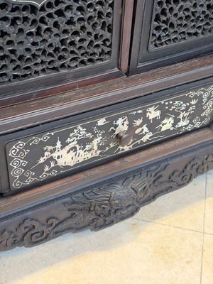 A fine Vietnamese mother-of-pearl-inlaid wooden cabinet, 19th C. — photo 15
