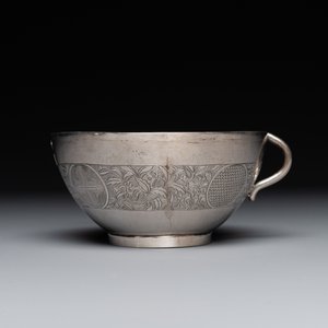 A fine Vietnamese silver bowl and saucer, Lei 雷 mark, 19th C. — photo 5
