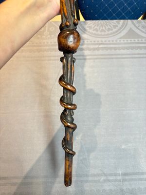 A finely carved boxwood 'vanitas' or 'memento mori' stick, 18/19th C. — 照片 23
