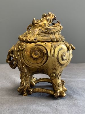 A finely cast Chinese gilt-bronze 'luduan' censer, possibly Ming — 照片 2