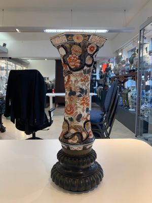 A five-piece Imari-style garniture with birds among flowering branches, incl. 3 stands, Samson, Paris, 19th C. — photo 13