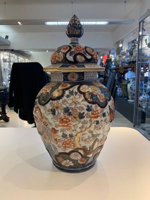 A five-piece Imari-style garniture with birds among flowering branches, incl. 3 stands, Samson, Paris, 19th C. — photo 39