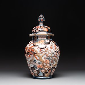 A five-piece Imari-style garniture with birds among flowering branches, incl. 3 stands, Samson, Paris, 19th C. — photo 8