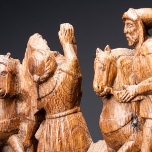 A Flemish carved oak retable fragment: 'Roman soldiers on mount Golgotha', ca. 1500 — 照片 7