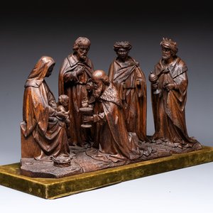 A Flemish carved wooden 'Adoration of the Magi' group, 18th C. — 照片 1