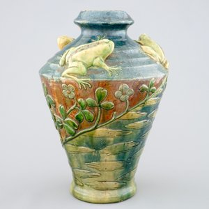 A Flemish pottery Art Nouveau vase with frogs, signed MP for Maes, Torhout, 20th C. — 照片 4