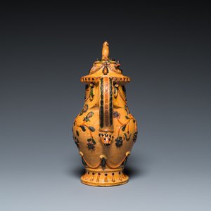A Flemish pottery ewer and cover, Torhout, 18th C. — photo 5