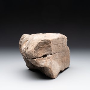 A Flemish sandstone fragment of a male head, 17th C. — 照片 4