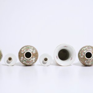 A four-piece Chinese Canton rose medallion garniture of vases, 19th C. — 照片 5