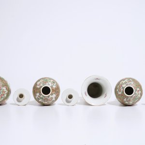 A four-piece Chinese Canton rose medallion garniture of vases, 19th C. — 照片 6