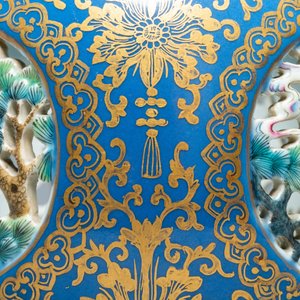A four-piece Chinese famille rose revolving and reticulated vase, Qianlong mark, Republic — 照片 17