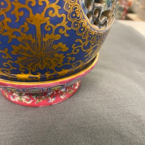 A four-piece Chinese famille rose revolving and reticulated vase, Qianlong mark, Republic — 照片 40