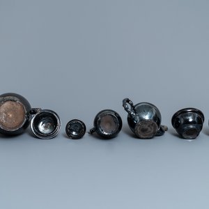 A four-piece silver-mounted Namur black-glazed pottery coffee service, 18th C. — 照片 7