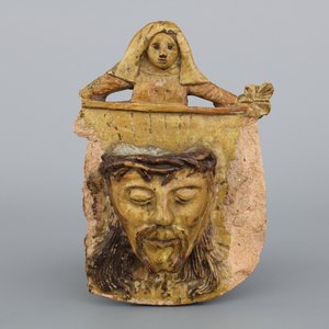 A fragment of a holy water stoup, low countries, 17th C. — 照片 1