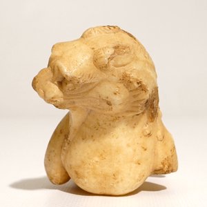 A fragmentary figure of marble lion, China, Tang — 照片 3