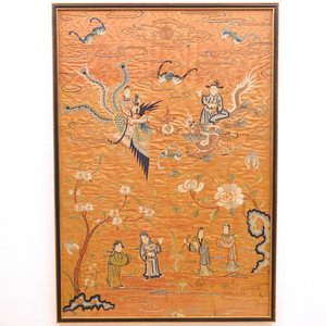 A framed Chinese silk embroidery, 19th C. — foto 1