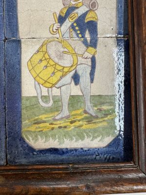 A framed six-piece 'Musicians' tile panel and two 'Landscape' tiles, France, 19th C. — foto 8
