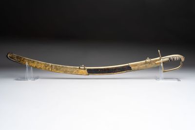 A French artillery officer’s sabre ‘à la hongroise’ with beaded guard or 'garde perlée', 1st Empire, 19th C.