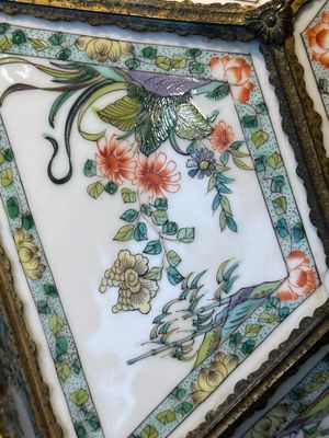 A French chandelier inset with Chinese famille verte plaques, 19th C. — foto 7