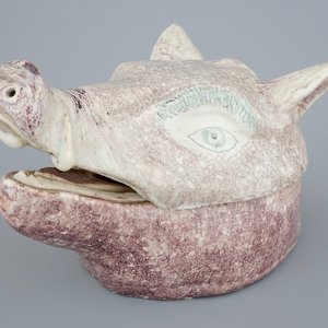 A French faience boar's head tureen, 18th C. — 照片 1