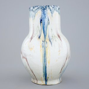 A French faience faux-marbre jug, Rouen, Poterat workshop, 18th C. — photo 3