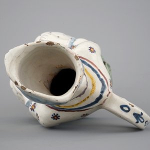 A French faience pitcher, "Jacqueline", Lille, 18th C. — 照片 6
