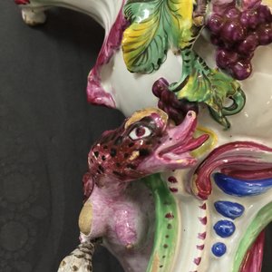 A French faience Rococo pot pourri dragon vase, Jacques Chapelle, Sceaux, 18th C. — 照片 13