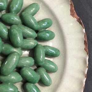 A French faience trompe l'oeil dish with olives, Moustiers, 18th C. — 照片 4