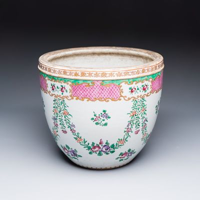 A French famille rose-style jardinière, Samson, Paris, 19th C.