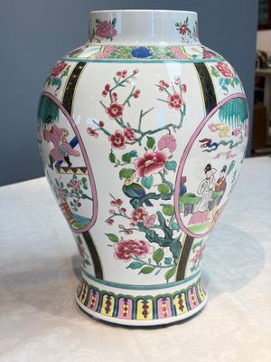 A French famille rose-style 'Xi Xiang Ji' covered vase, Samson, Paris, 19th C. — foto 3
