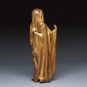 A French gilt-bronze figure of a female saint — foto 4