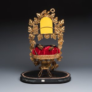 A French gilt-metal globe de mariée bridal keepsake with glass dome — 照片 5