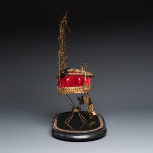 A French gilt-metal globe de mariée bridal keepsake with glass dome — 照片 6
