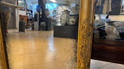 A French Louis XIV gilt-wood mirror — photo 6