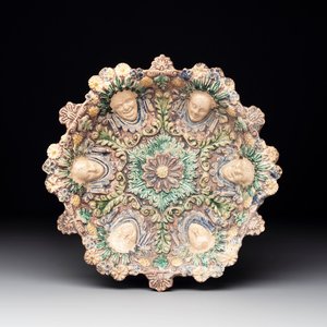 A French polychrome relief-moulded dish in the manner of Palissy, 17th C. — photo 1
