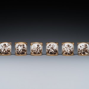 A French porcelain 14-piece tea service with cherubs, Paris, marked for the Nast workshop, 19th C. — photo 11
