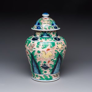 A French wucai-style 'Flying Horses' vase and cover, Samson, Paris, 19th C. — foto 5