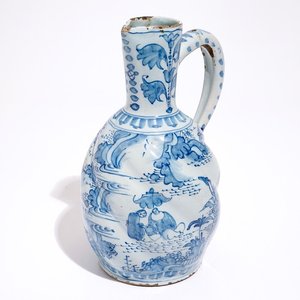 A gadrooned blue and white chinoiserie jug, Delft or Frankfurt, 17th C. — photo 1