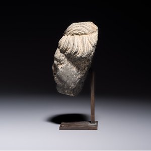 A Gandhara grey schist relief fragment of a Bodhisattva head, 3rd/4th C. — photo 2