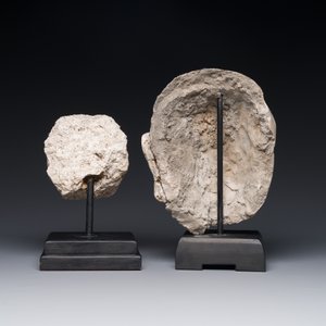 A Gandhara stucco head of Buddha and a rare stucco head of Buddha Skyamuni, 4th C. — 照片 3