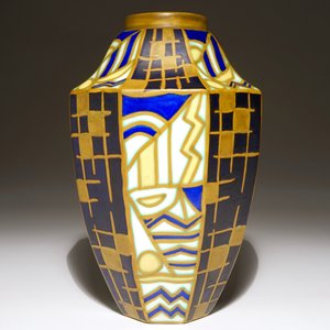 A geometric Art Deco vase, Maurice Delvaux and Charles Catteau for Boch Frères Keramis, dated 1929 — 照片 2