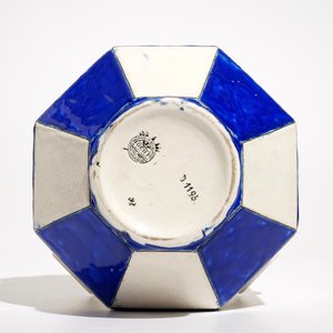 A geometrical art deco crackle glazed vase, Charles Catteau for Boch Kéramis, 1st half 20th C. — 照片 6