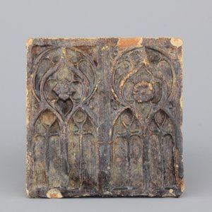 A German brown-glazed architectural stove tile, 16th . — 照片 1