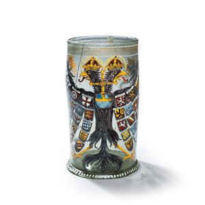 A German enamelled glass 'Reichsadler' humpen, probably Bohemia, dated 1636 — 照片 1