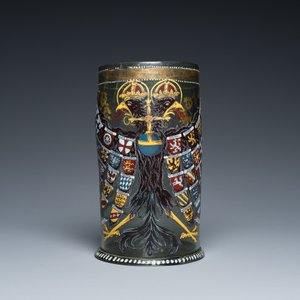 A German enamelled glass 'Reichsadler' humpen, probably Bohemia, dated 1636 — 照片 3