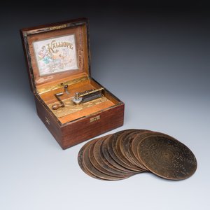 A German Kalliope disc music box with 14 discs — photo 1